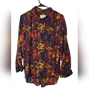 Le Cashe Sports Abstract Pattern Button Up Long Sleeves Shirt High Low Hem.